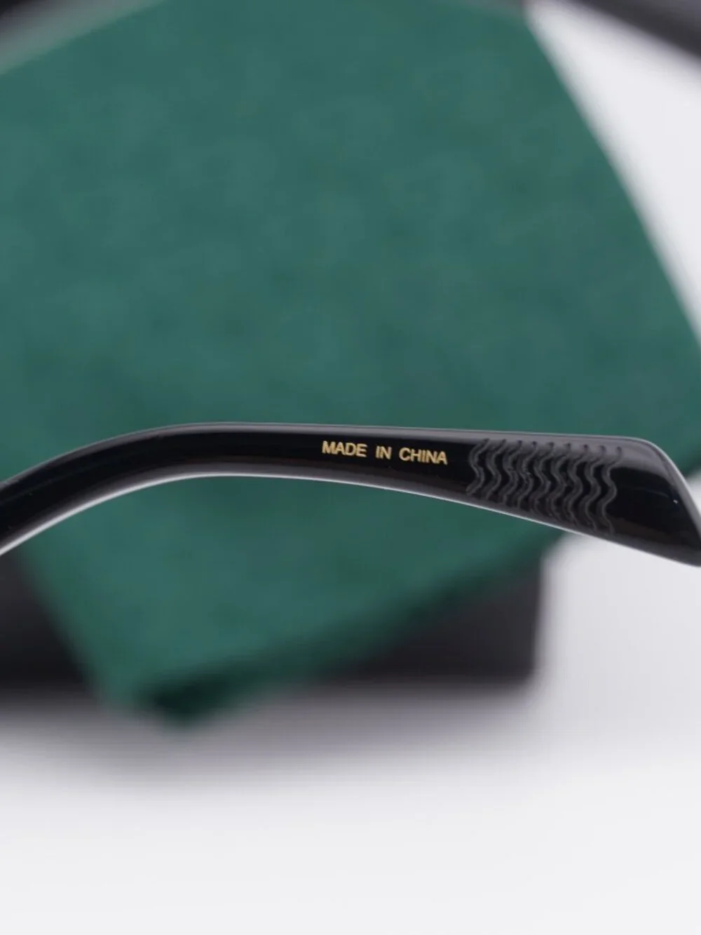 David Beckham DB 1129/S 0RHL IR Geometric Sunglasses - Gold / Grey